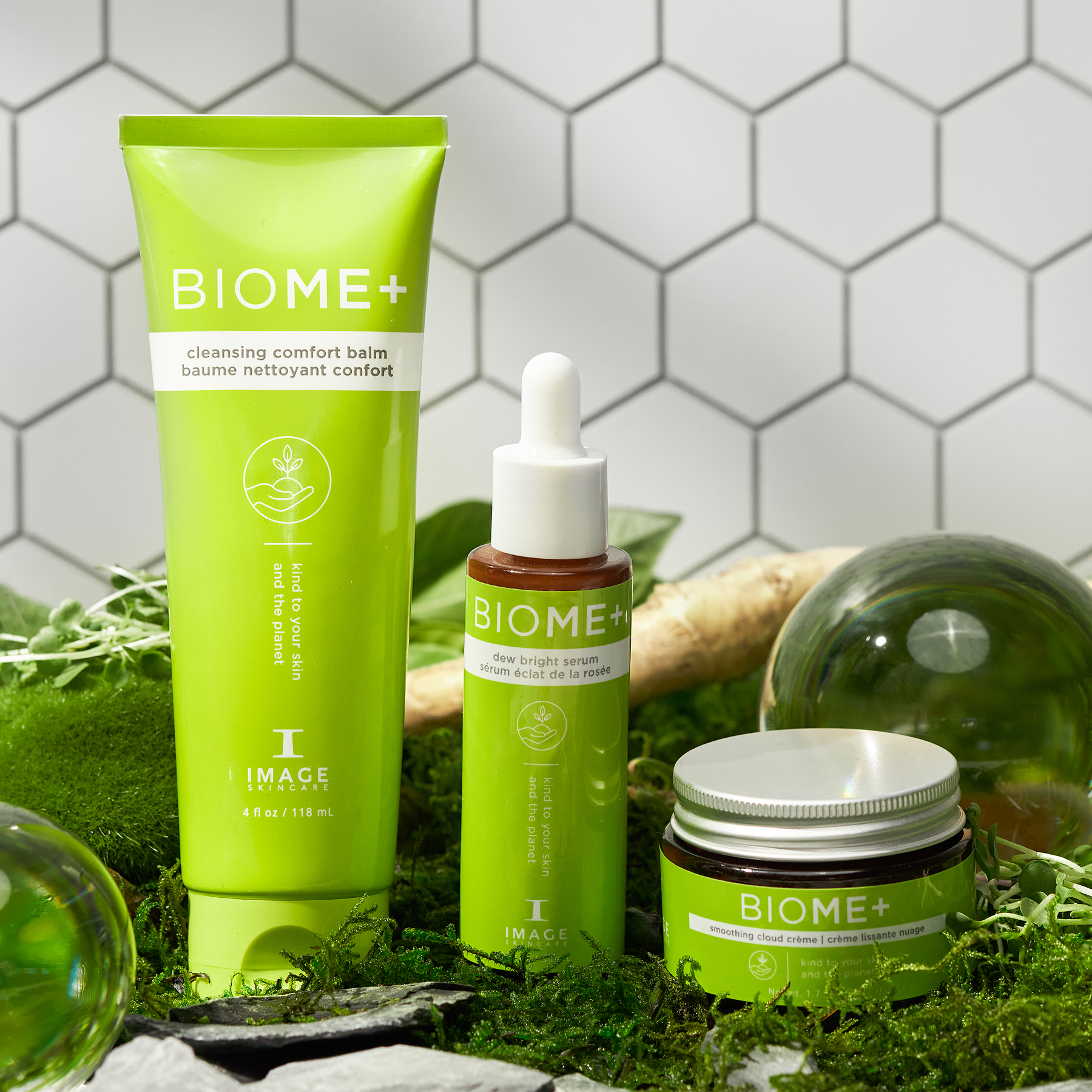 Huidmicrobioomvriendelijke collectie en innovatieve zonbescherming | IMAGE Skincare